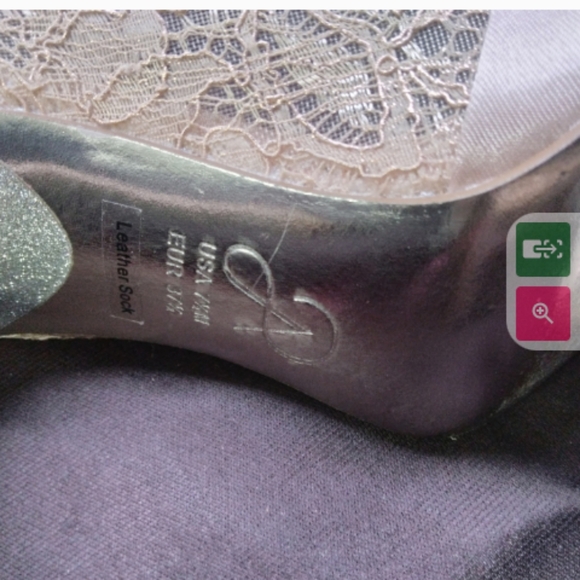 Adrianna Papell heels size 7.5 - Picture 3 of 4